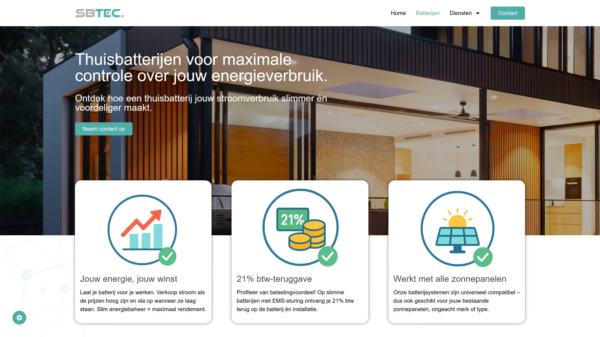 De homepage van SB-Tec op desktop